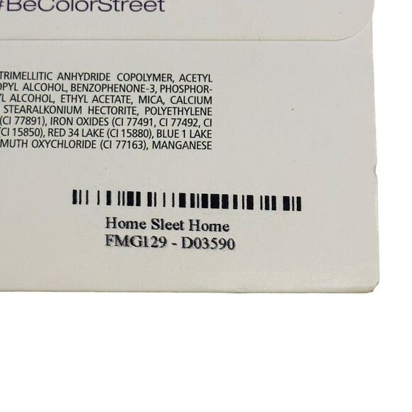 3/$20💘 Color Street Nail Polish Strips in Home Sleet Home - Picture 13 of 13